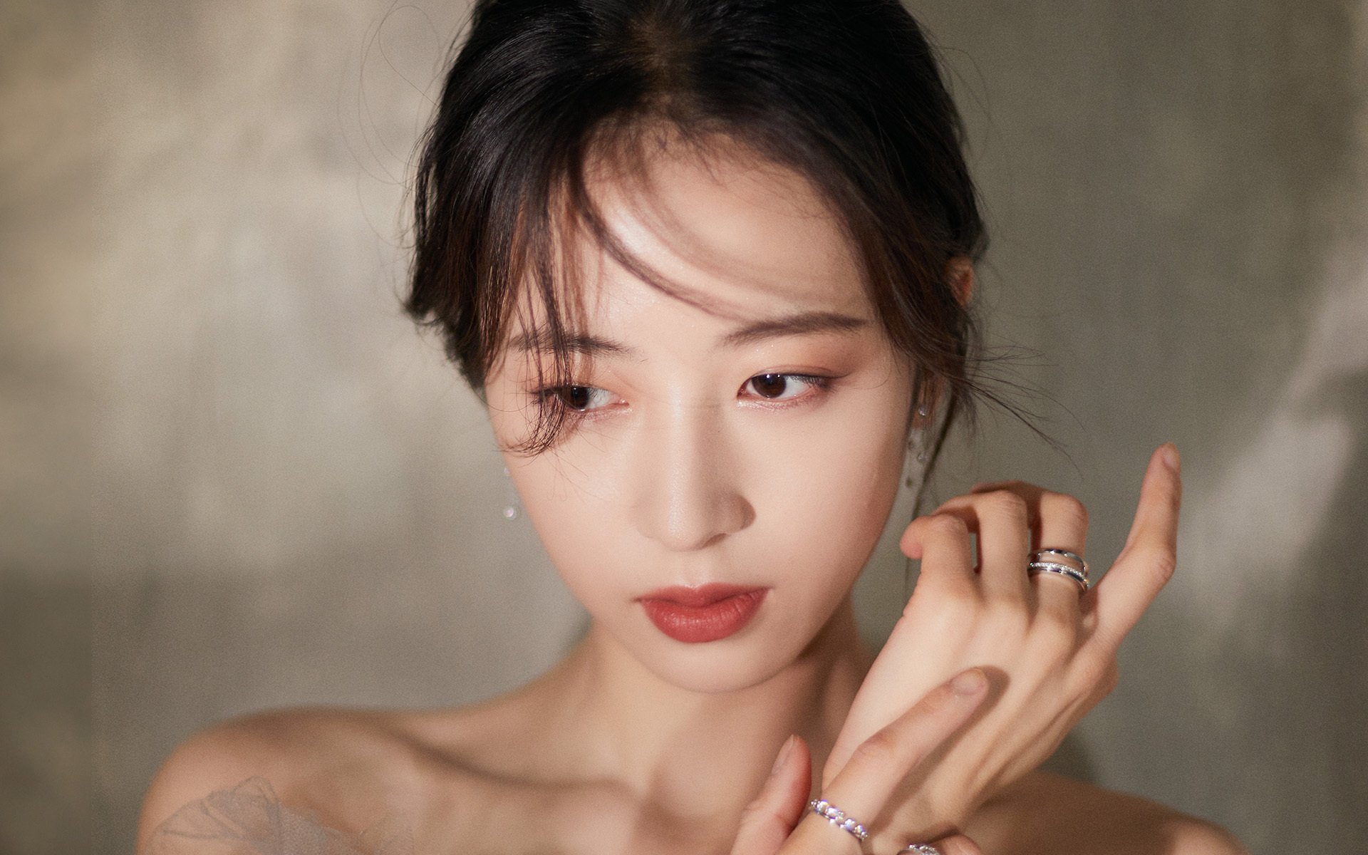 开云体育网页入口-“德甲战火再起，争冠局势日益明朗”，德甲晋级