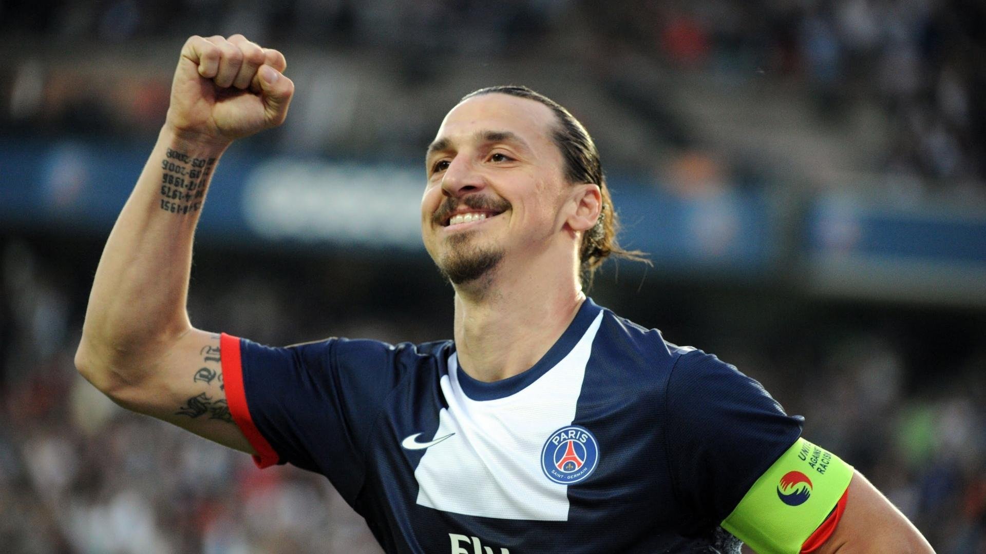 开yun官网-曼联内部组织战术沙龙交流经验，曼联小组