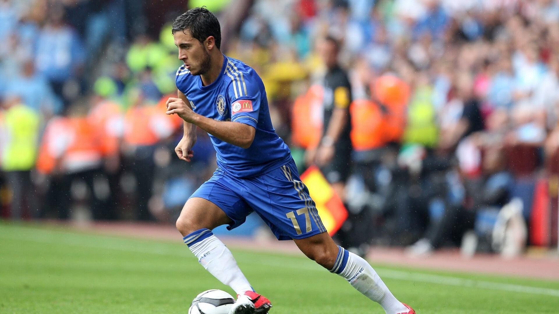 开云电竞登录-青训中心设置战术视频复盘角培养自主学习能力，训练营复盘